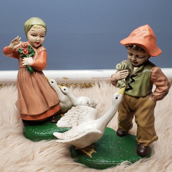 VINTAGE HOLLAND MOLD DUTCH BOY & GIRL WITH GEESE - Picture 1 of 7